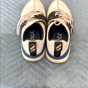 Adidas Bounce 2.0 golf shoes